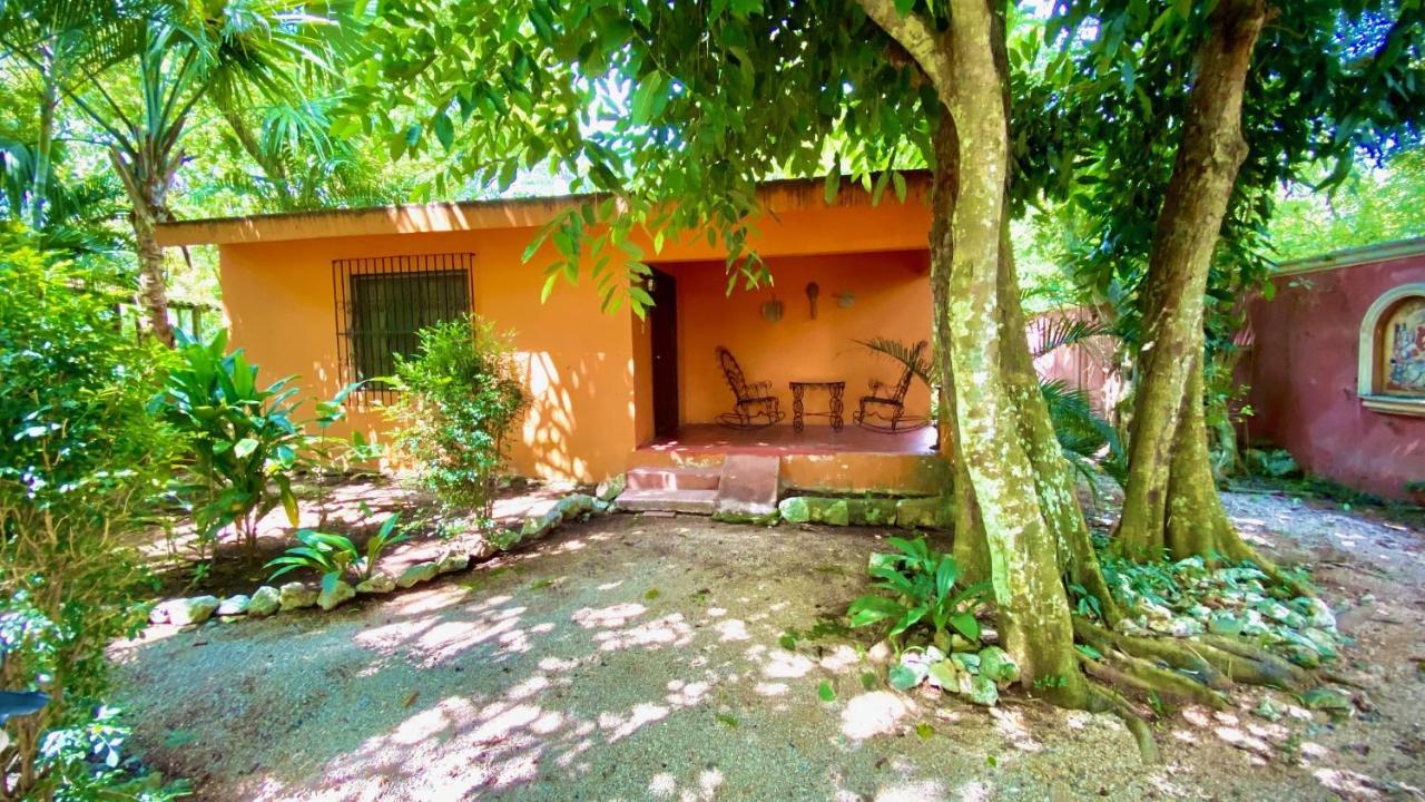 Gardenhotel Macan Che B&B Izamal Værelse billede