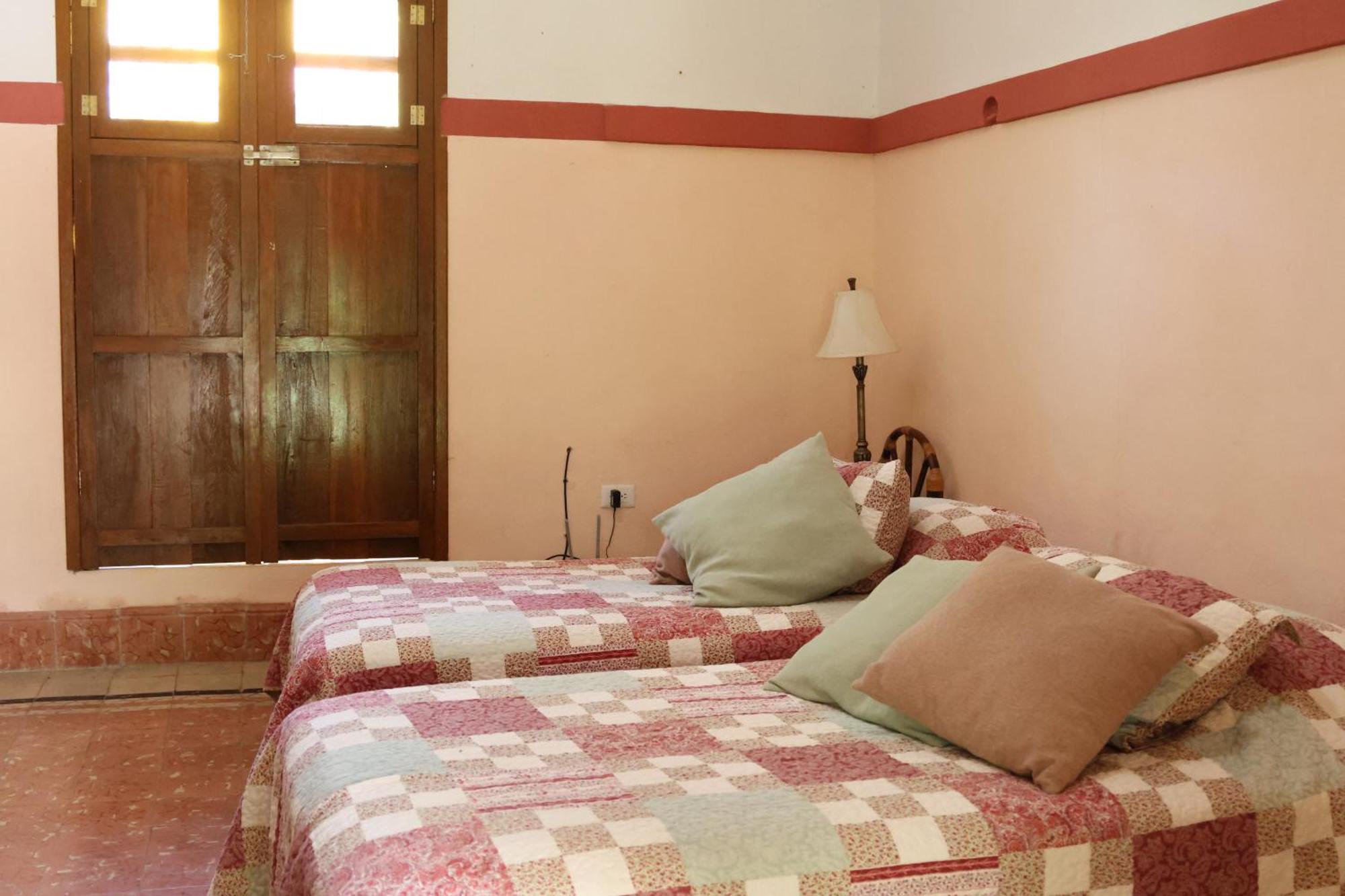 Gardenhotel Macan Che B&B Izamal Eksteriør billede