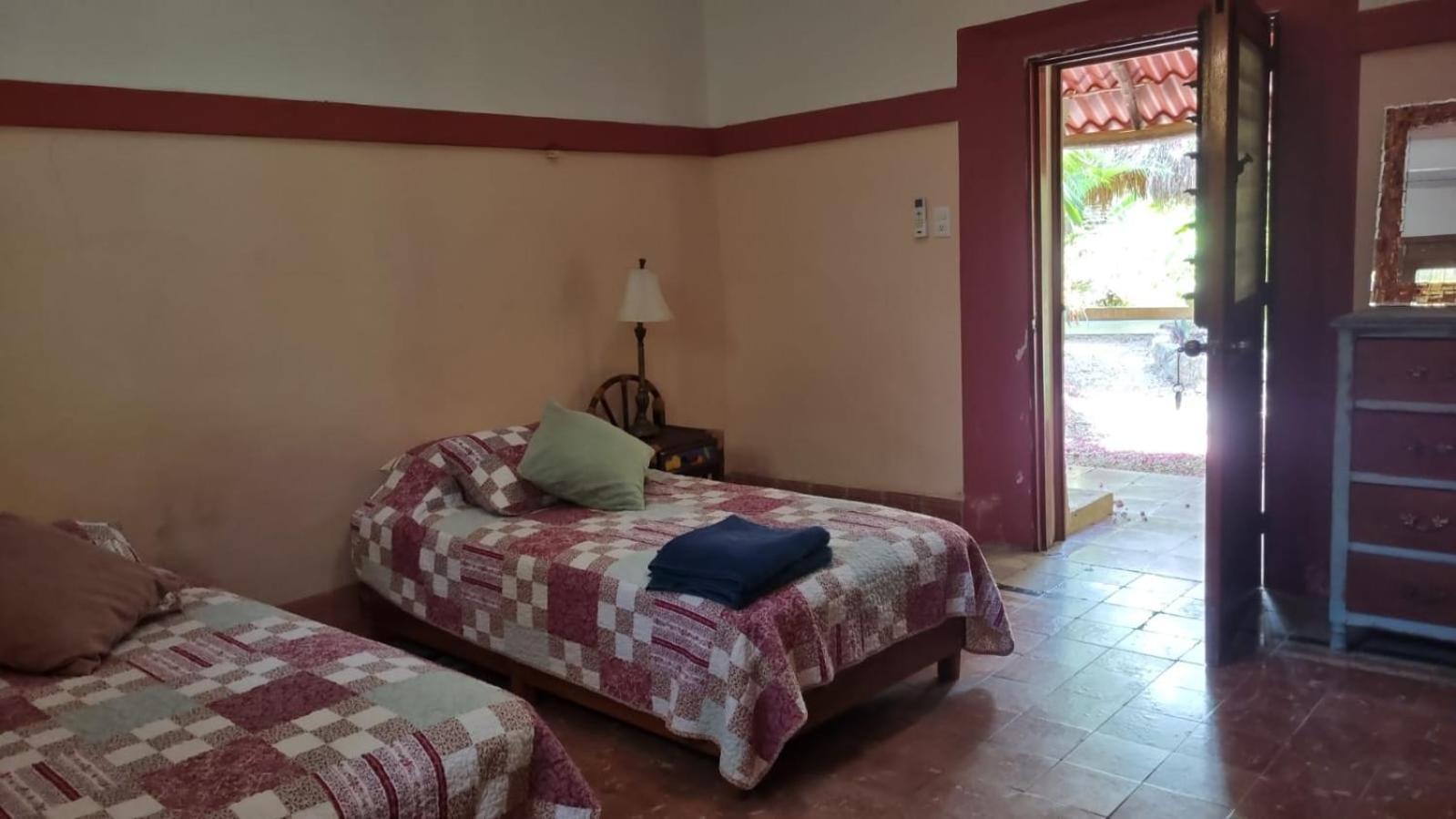 Gardenhotel Macan Che B&B Izamal Eksteriør billede